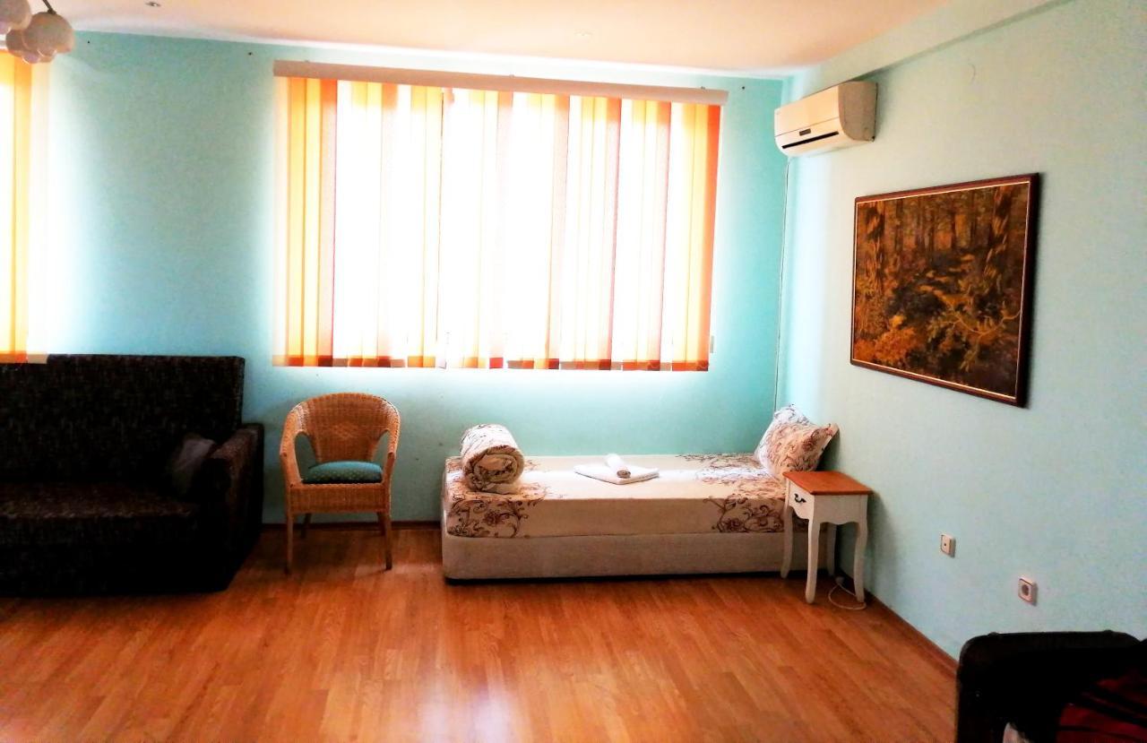 Guest House Misha Petrevene Kültér fotó
