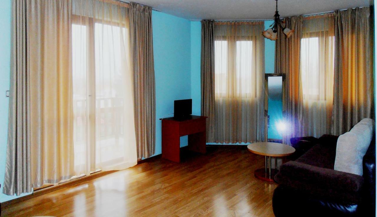 Guest House Misha Petrevene Kültér fotó